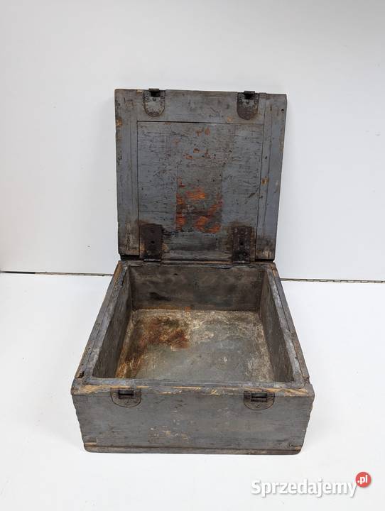 Niemiecka wojskowa skrzynka amunicyjna druga Krzeszowice