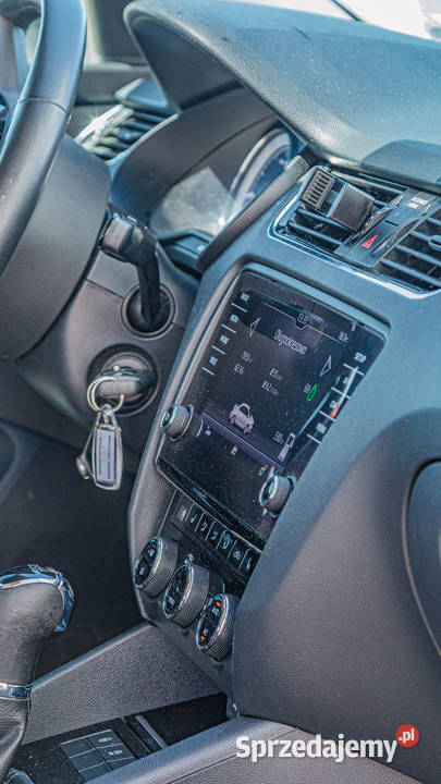 Skoda Octavia 15 TSI automat na prywatne raty ASR (kontrola trakcji)
