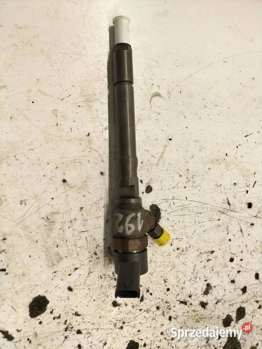 WTRYSKIWACZ 0445110126 3380027900 15 CRDI Rok produkcji 2004