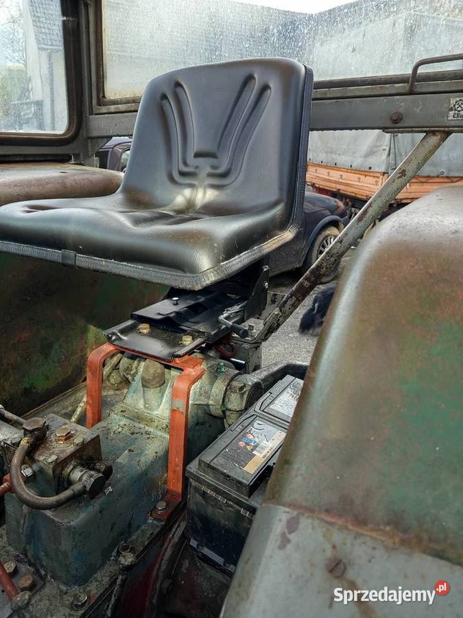 sprzedam c328330 zamienie na busa ciągnik śląskie Dąbie