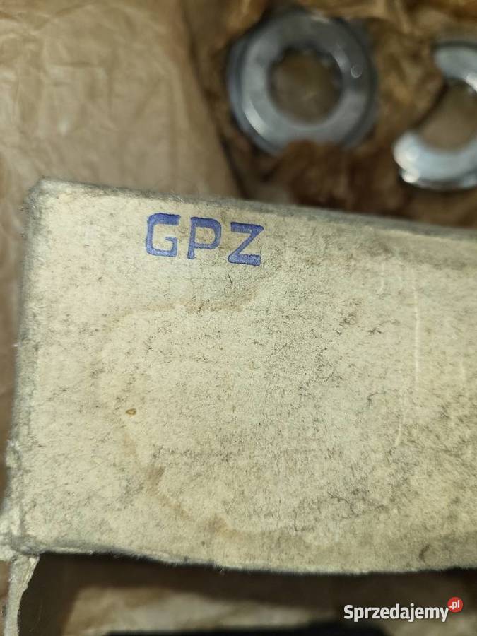 Ciągnik Władimirec T25 Nowe GPZ łożysko kolumny Piaseczno