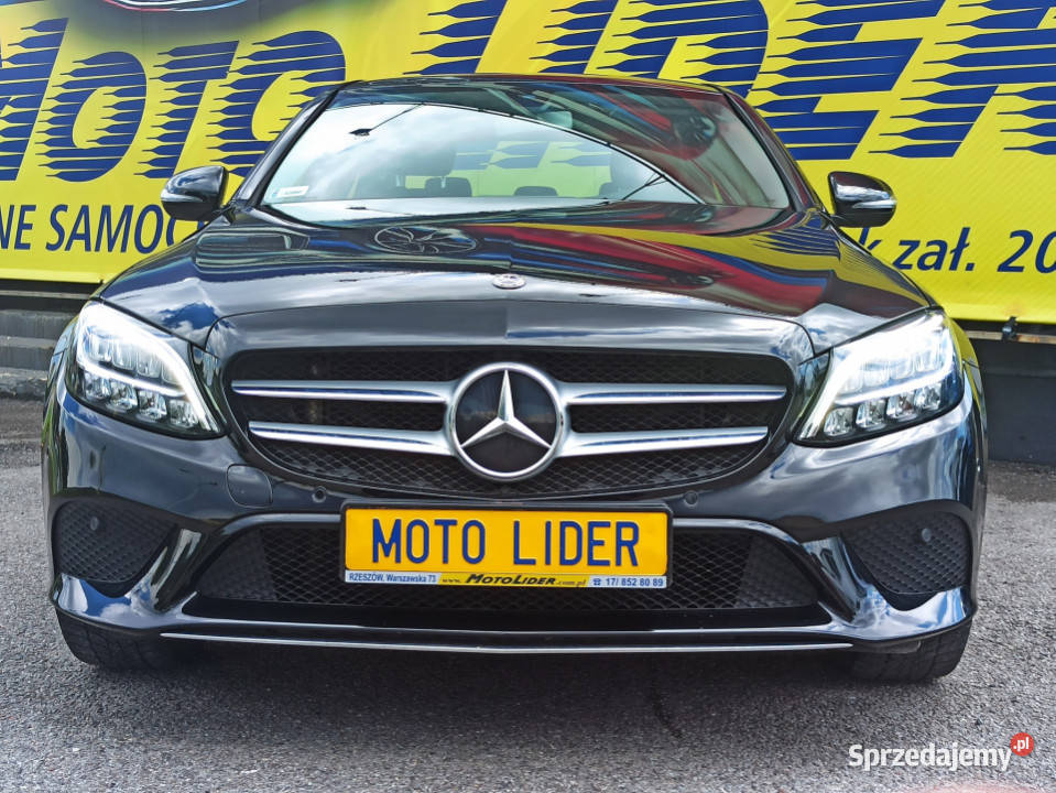 Salon I właściciel bezwypadkowy II kpl kół Rok produkcji 2020 Mercedes-Benz Rzeszów