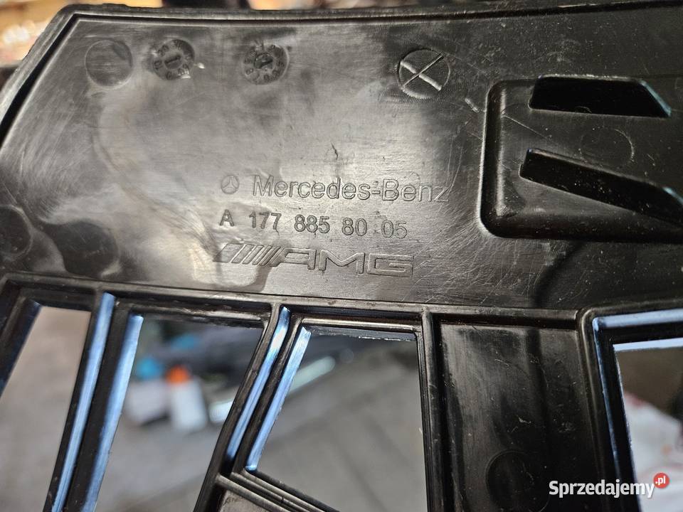 MERCEDES AKLASA W177 LIFT AMG ŚLIZG PRAWY