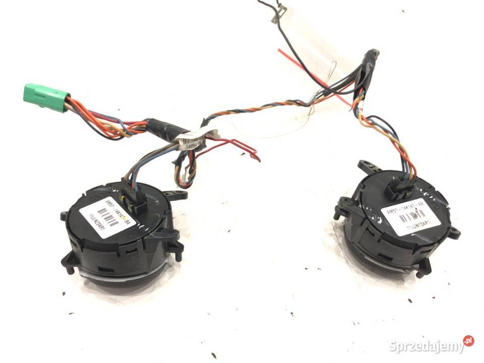 PRZEŁĄCZNIKI KIEROWNICY FORD FOCUS III osobowe podkarpackie