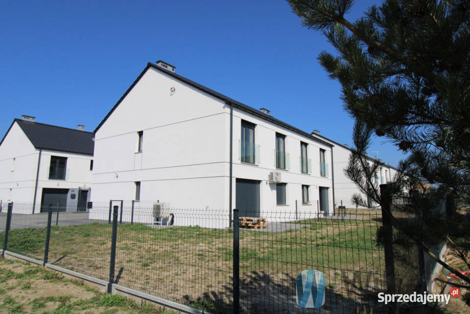 Dom wolnostojący Miłoszyce 12641m2 asfalt