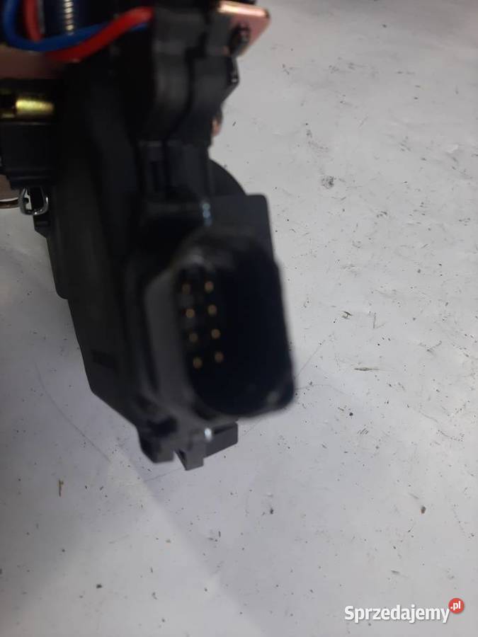 Zamek Drzwi Przód Lewy Vw Passat B5 Fl Golf 4 Ksawerów