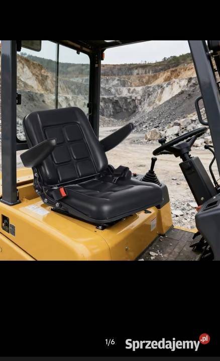Siedzenie fotel wózek widłowy traktor Wyposażenie wnętrza Sierakowo