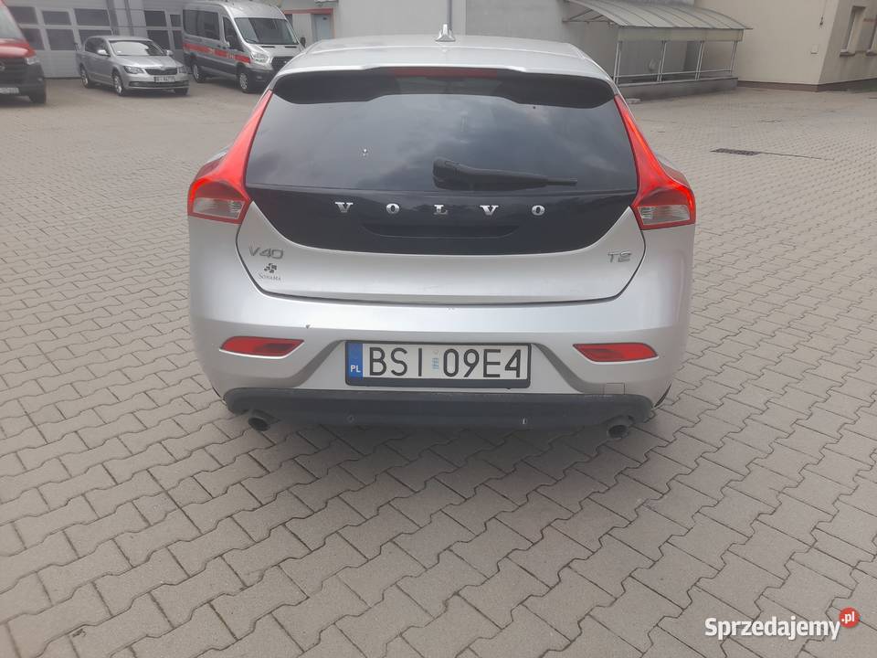 Volvo V40 T2 16 Benzyna 120 2014 podlaskie Białystok