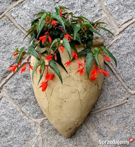 Sprzedam mrozoodporną donicę w stojaku kowala dolnośląskie Jelenia Góra