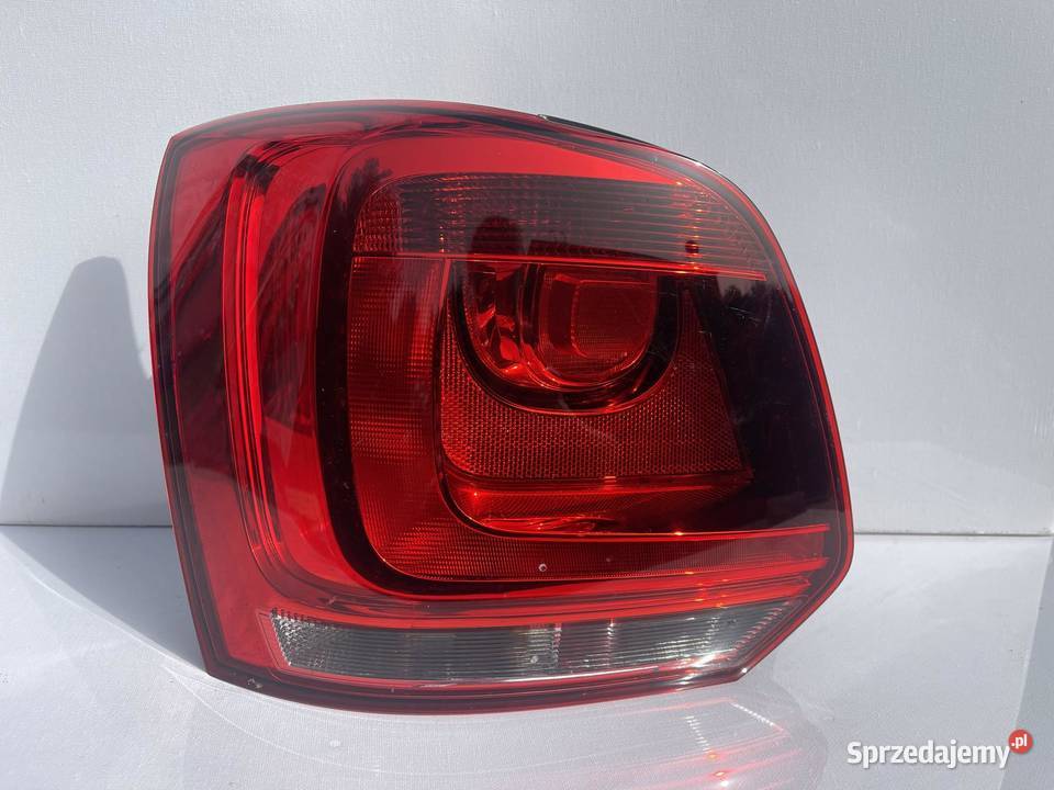 VW POLO 6R0 LEWA LAMPA TYŁ
