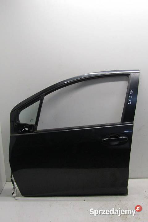 DRZWI PRZEDNIE LEWY PRZÓD 209 TOYOTA YARIS III osobowe