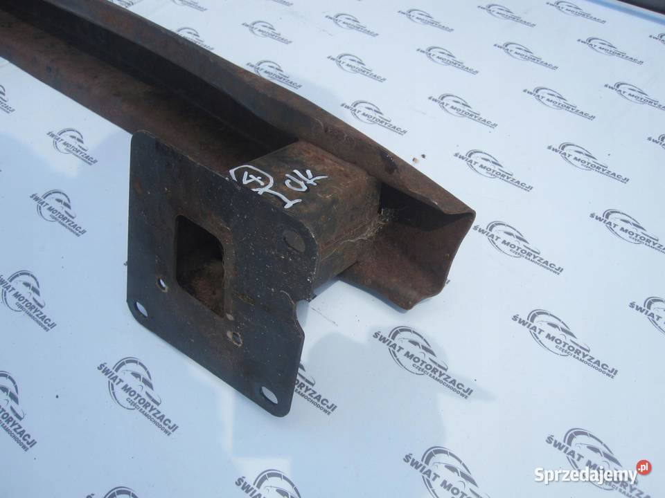 VW POLO V 11r belka wzmocnienie zderzaka tył
