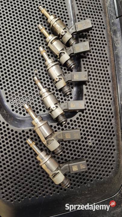 Komplet wtryskiwaczy Audi 32 52 FSI 06e036c