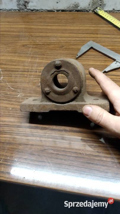 obudowa łożyska Dąbrówka Duża sprzedam