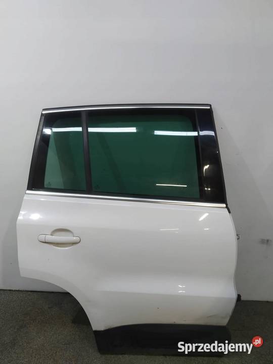 DRZWI PRAWE TYŁ BIAŁE VW Volkswagen Tiguan I