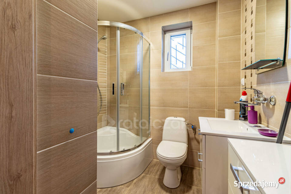 Sprzedam dom wolnostojący 137 metrów Rumia 648m2