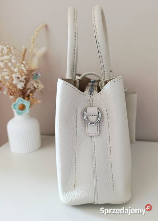 Torebka damska beżowa elegancka na spotkania z