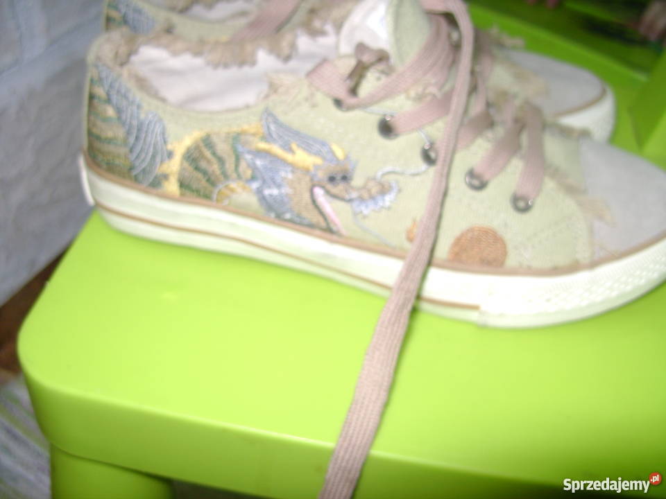 SPRZEDAM TANISÓWKI Szczecinek