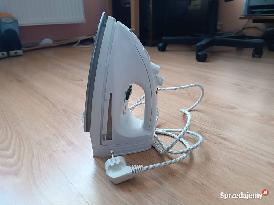 Żelazko TCM wyrób Tchibo 1200 W w oryginalnym Szczyrk