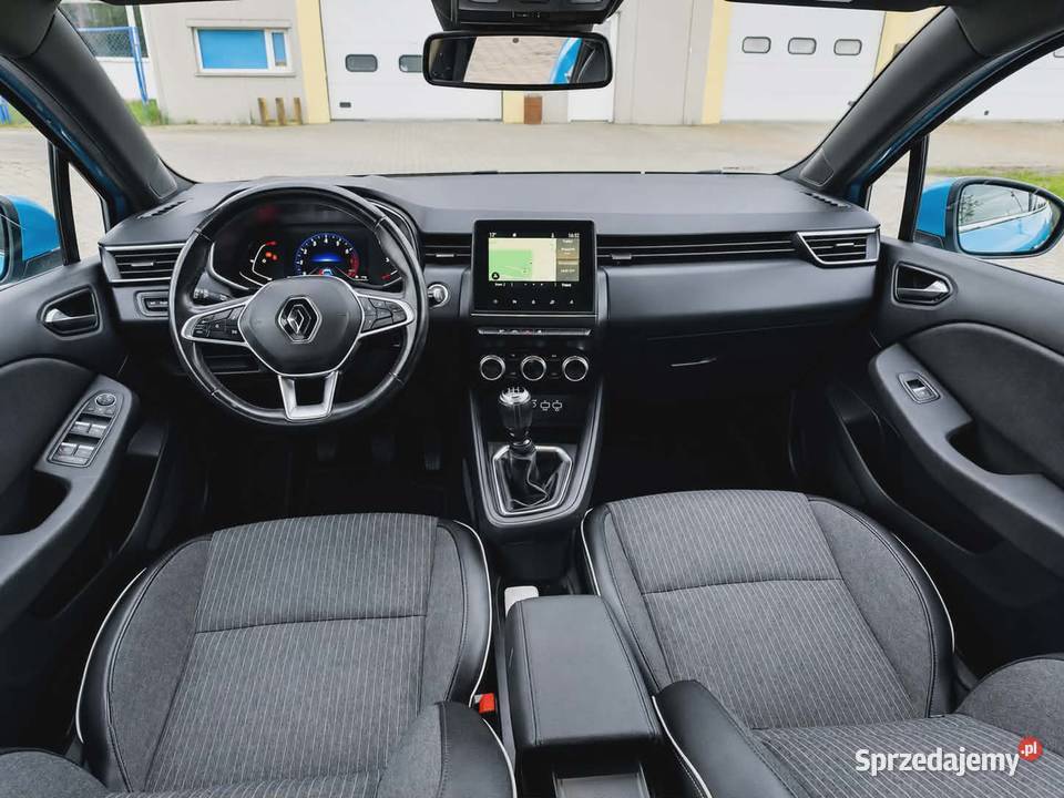 RENAULT CLIO 10 benz 2020 5 drzwi nieuszkodzony Radomsko sprzedam