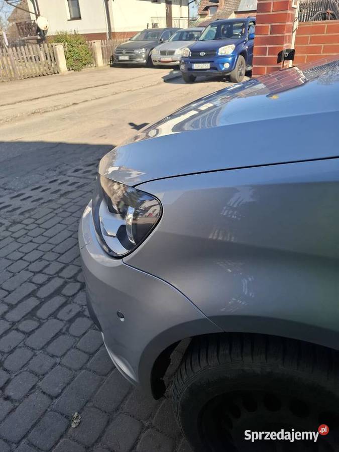 VW Touran 20 TDI Chojna