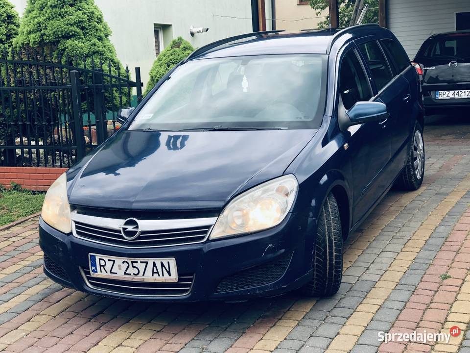 Opel Astra H Kombi 17DTI Przeworsk