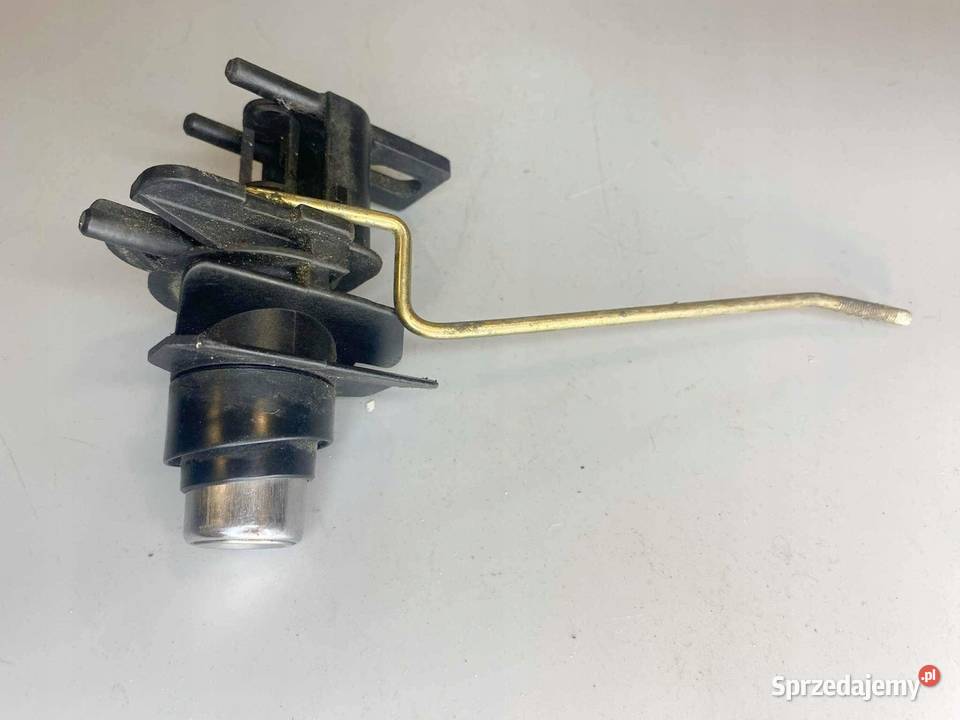 MercedesBenz E W124 Zamek klapy bagażnika Łagiewniki