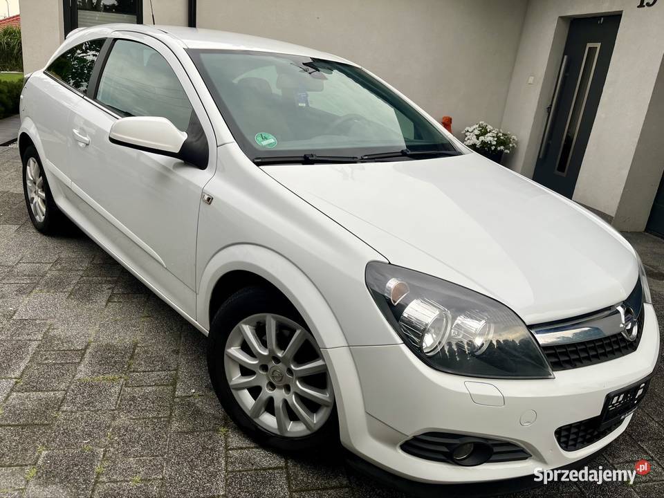 Opel Astra GTC 16 Bezwypadkowa Klimatyzacja wielofunkcyjna kierownica Astra śląskie Zbrosławice