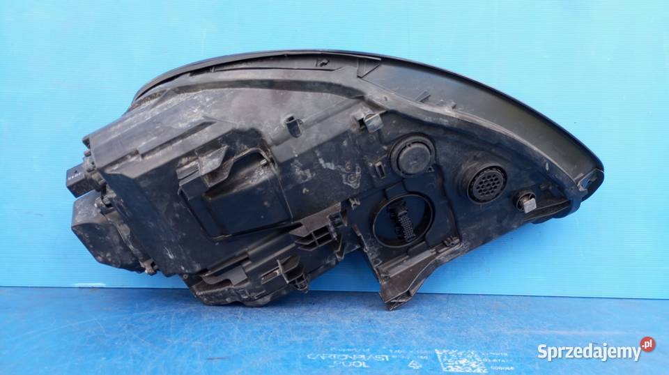 LAMPA LEWY PRZÓD PRAWY PRZÓD LED KOMPLET EU osobowe Lampy przednie Nowy Tomyśl