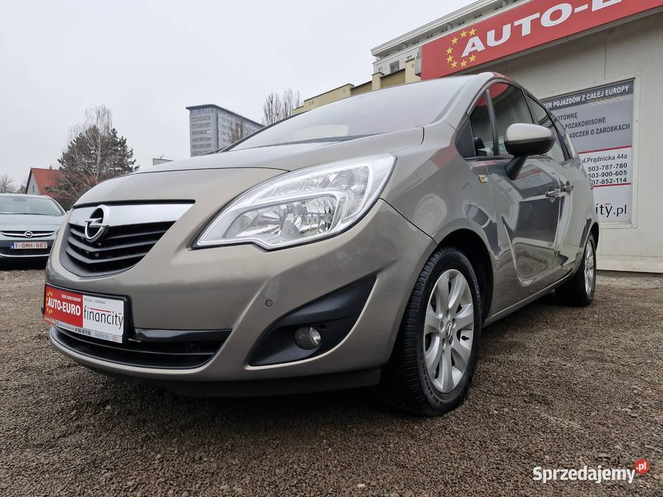 14 benz 101 bogata wersja niski przebieg stan Meriva Opel Kraków