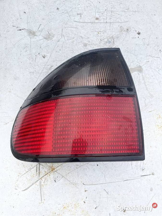 lampa tył lewa renault laguna I Ostrów Wielkopolski