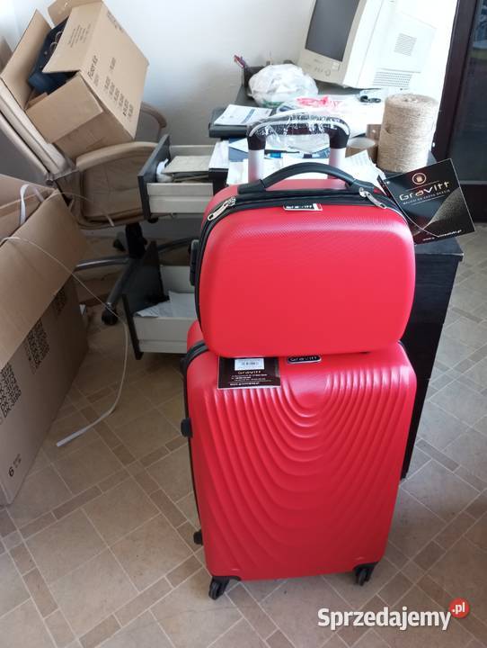 Komplet walizek z kuferkiem na 4 kołach z abs Lublin sprzedam
