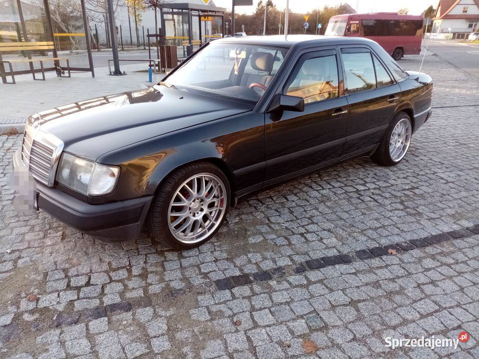 MercedesBenz W124 wąska listwa 25D Klimael4x Rok produkcji 1998 Limanowa sprzedam