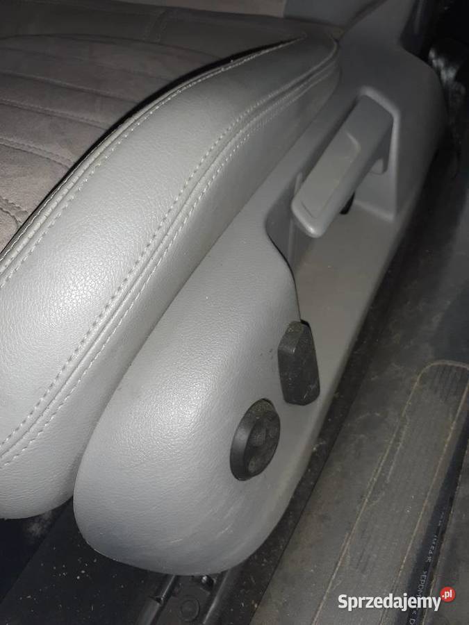 Fotele kanapa skóra jasno szara kombi passat B6 podkarpackie Nisko