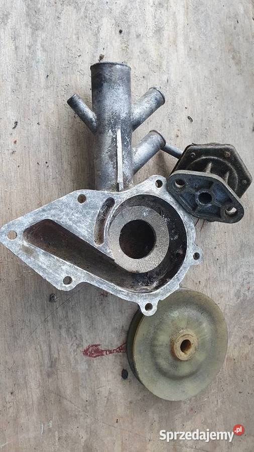 Obudowa korpus pompy wody Wartburg 353 koło Warszawa