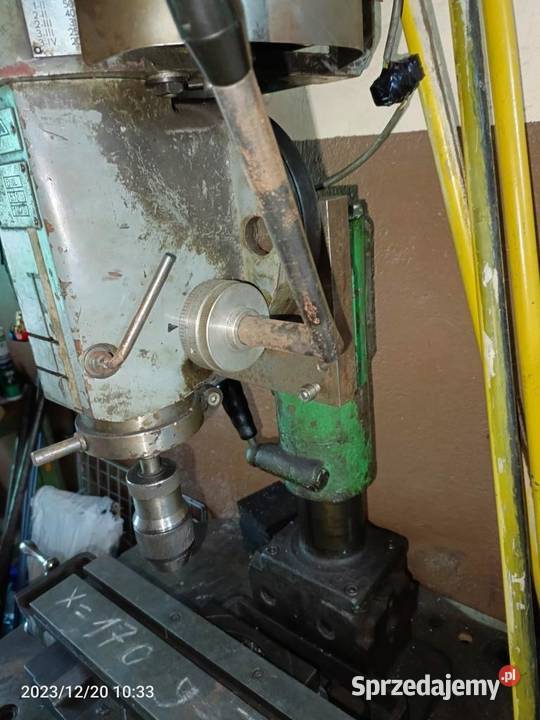 Frezarka mała warsztat głowica pionowa Avia Katowice sprzedam