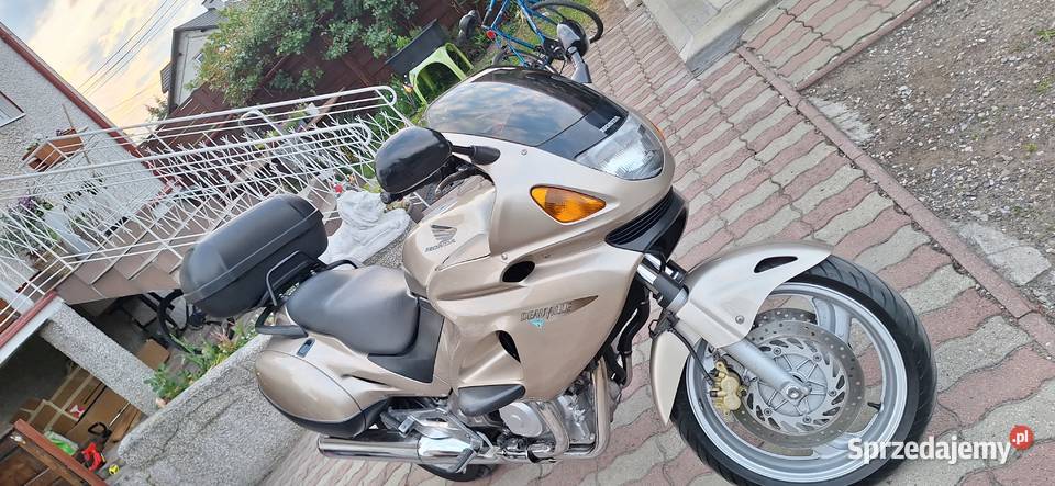 honda ntv 650 Deauvile z niemiec Rzeszów sprzedam