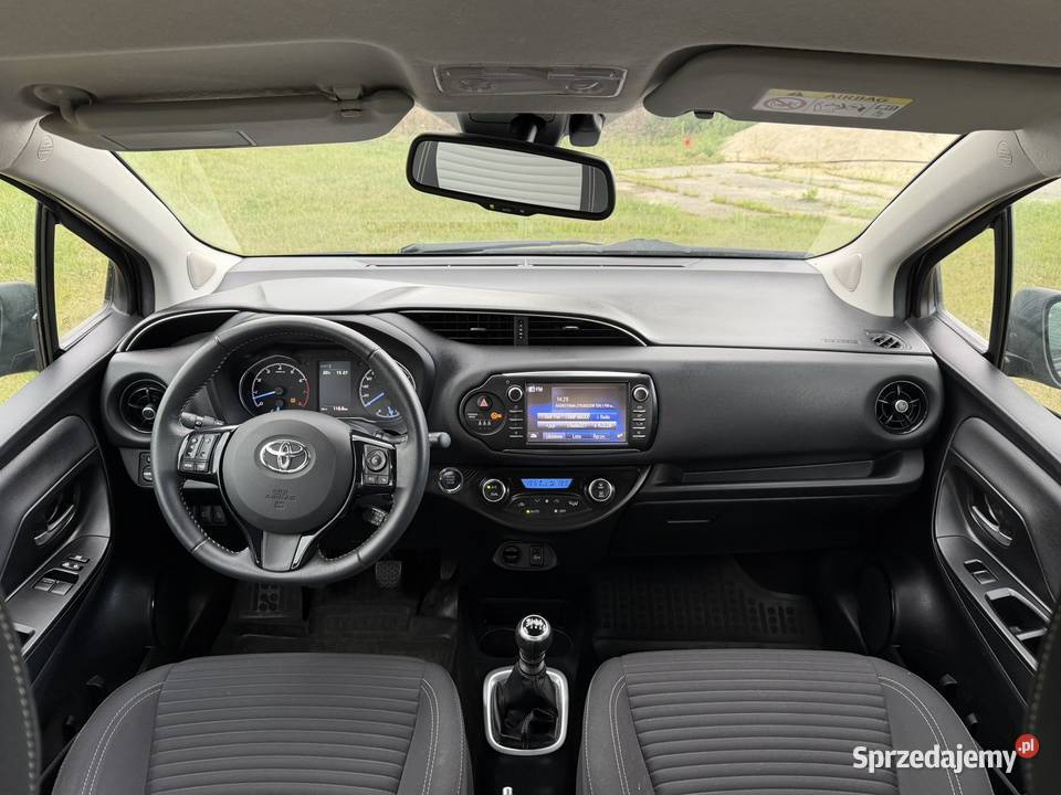 Toyota Yaris 15 benzyna 2018 29 000 webasto sprzedam