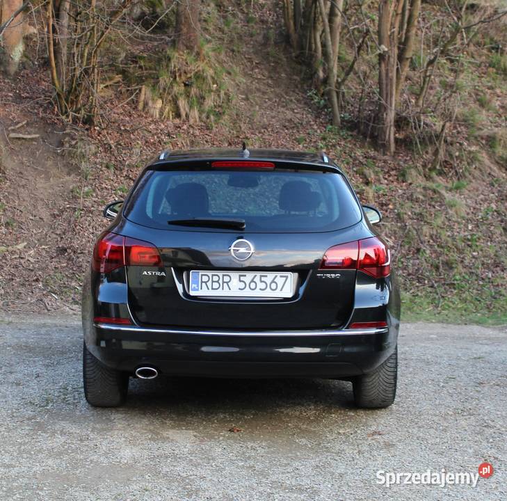 Opel Astra J Sports Tourer 14 Turbo 140 2013r lakier metallic Astra Blizne
