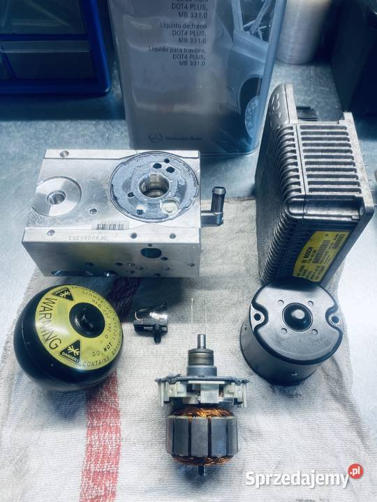 Naprawa pompy Sbc regeneracja Mercedes W 211 219 Układ hamulcowy