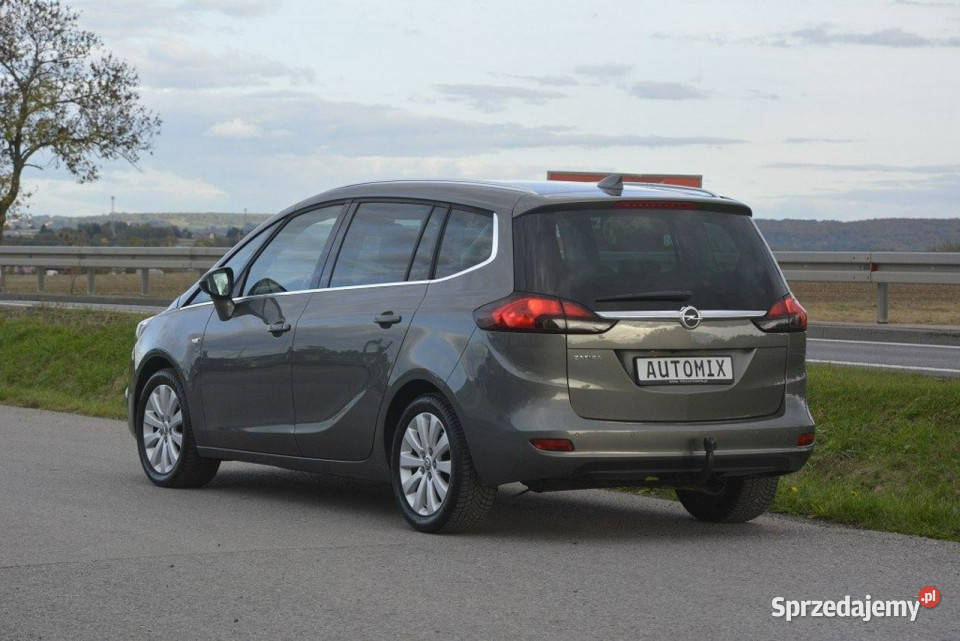 Opel Zafira 14Turbo doinwestowany 7osobowy relingi dachowe Sędziszów Małopolski sprzedam