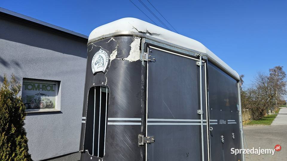 Przyczepa do przewozu koni Fautras 1300 Do przewozu koni Gruntowice