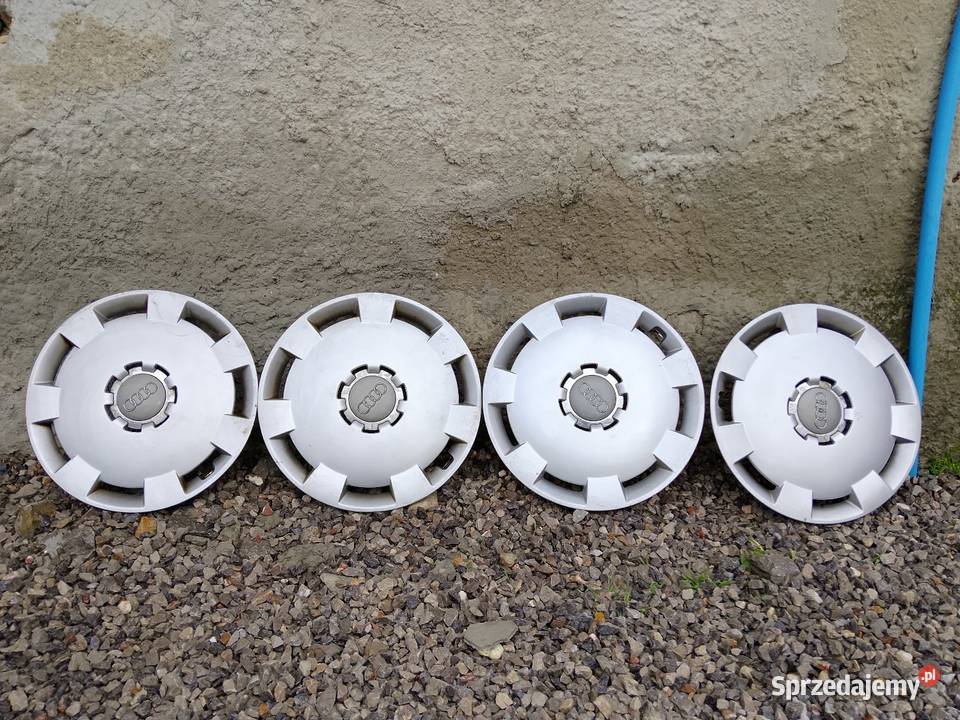 Felgi stalowe z oponami kołpaki Baćkowice
