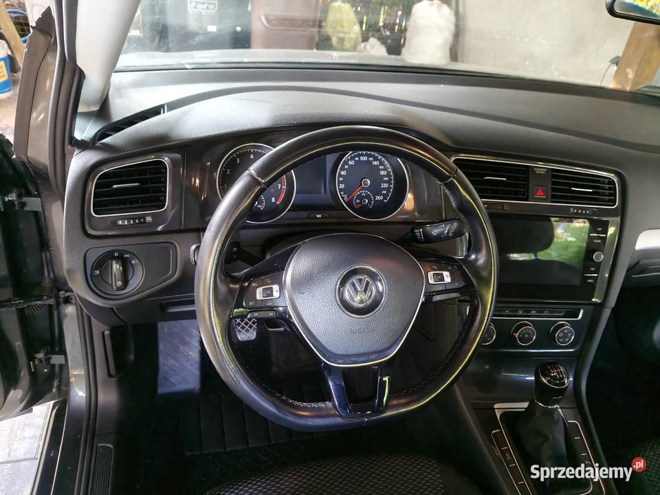VW GOLF 2018 niski przebieg 10 TSI wielkopolskie Swarzędz