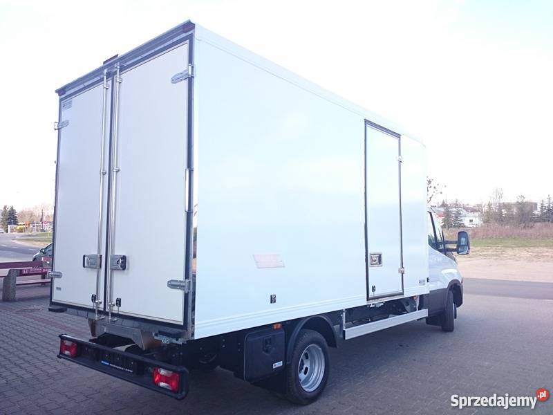 IVECO DAILY 35C15 CHŁODNIA 8 PALET FABRYCZNIE Samochody dostawcze wielkopolskie