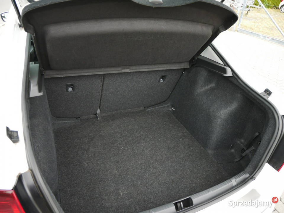 koda RAPID 10 TSI 110 Eu6 Ambition Kraj 2 Własc ASR (kontrola trakcji)