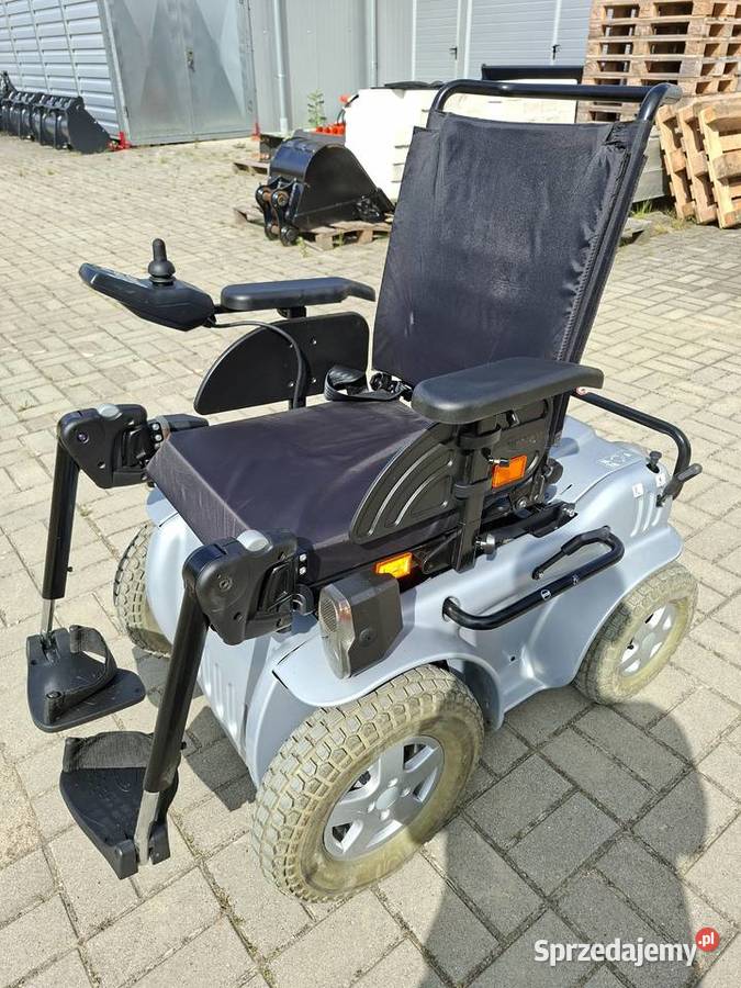 Wózek inwalidzki na zewnątrz duży mocny Invacare Syców sprzedam