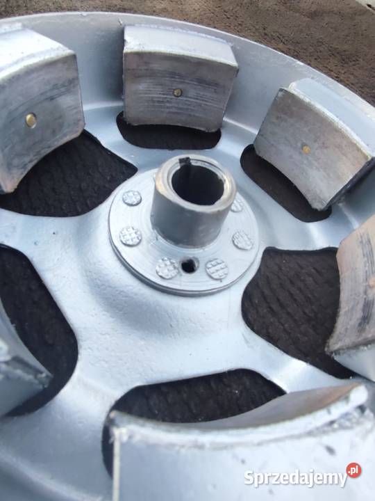 lampa WSK WFM SHL z śrubami z nierdzewki Rumia