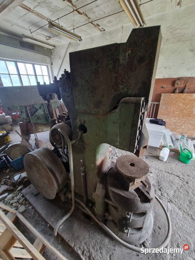 Młot kowalski resorowy Lipno