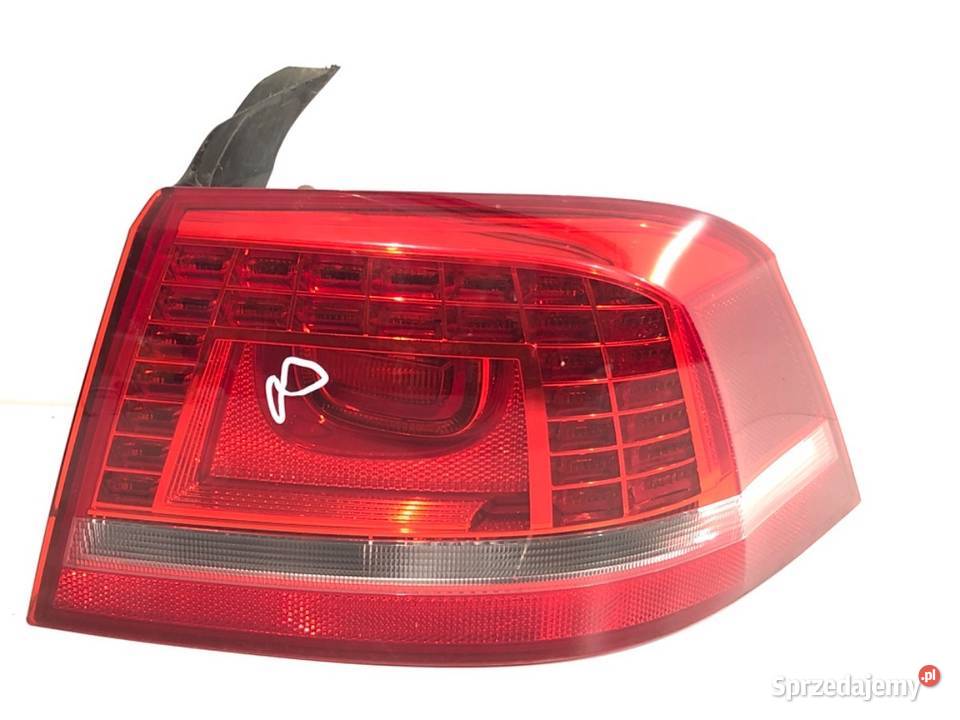LAMPA PRAWY TYŁ VW PASSAT B7 4AE945310